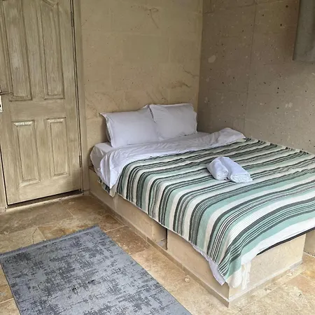Hotel Detached Stone House With Hot Pool Kirkpinar Sapanca