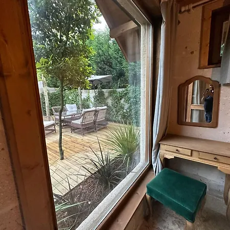 Hotel Detached Stone House With Hot Pool Kirkpinar